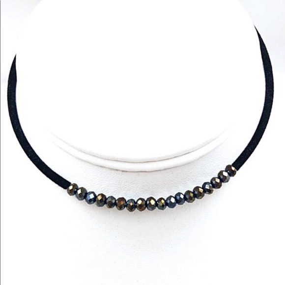 Mixed Metallic Beads on Black Velvet Memory Wire - Picture 4 of 6